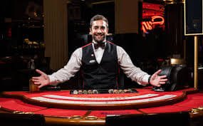 ফুটবল এবং টেনিস ম্যাচ বিশ্লেষণ